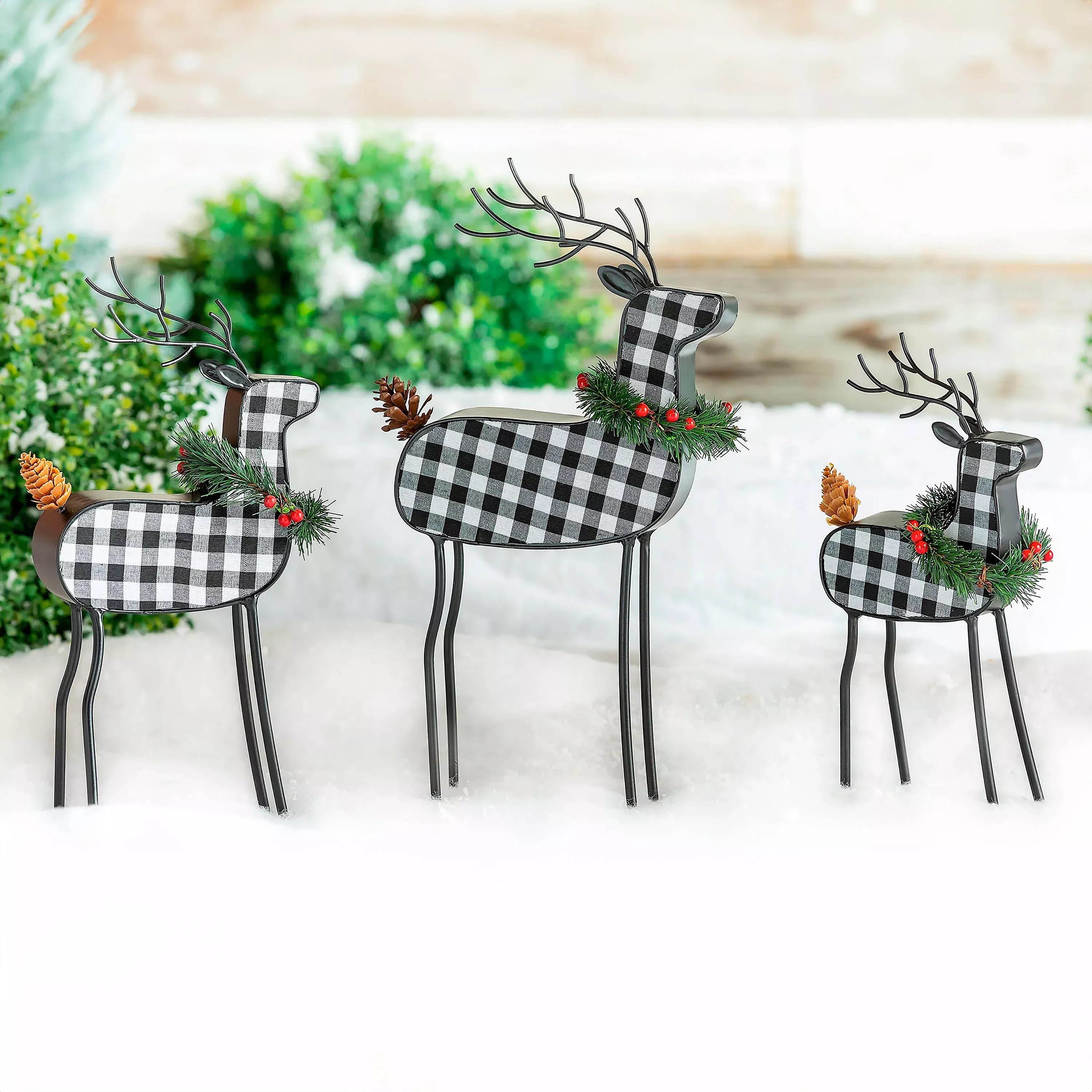Checkered Deer Table Décor, Set of 3
