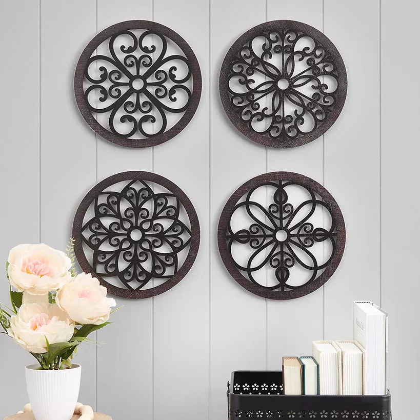 Scrolled Wall Medallion